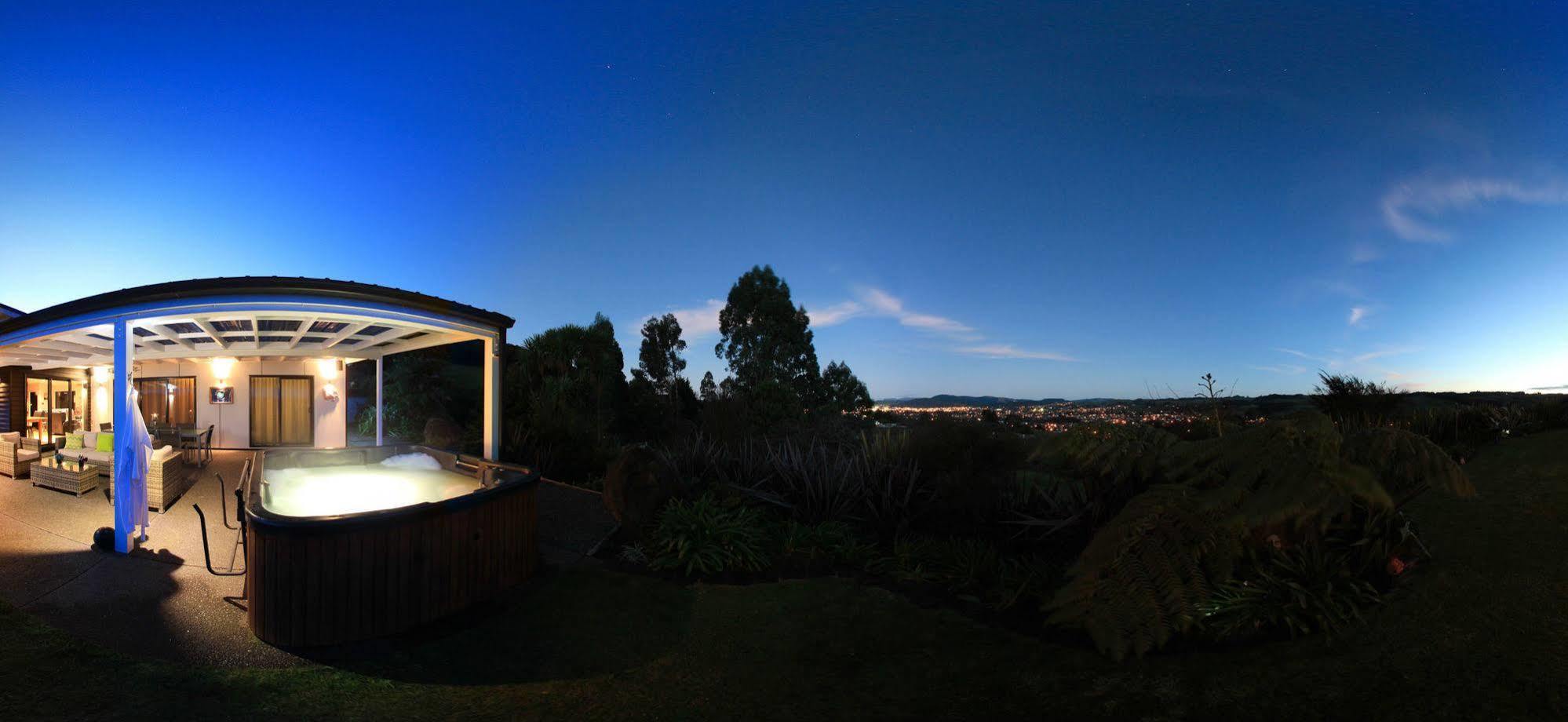 City Lights Boutique Lodge Rotorua Exterior foto